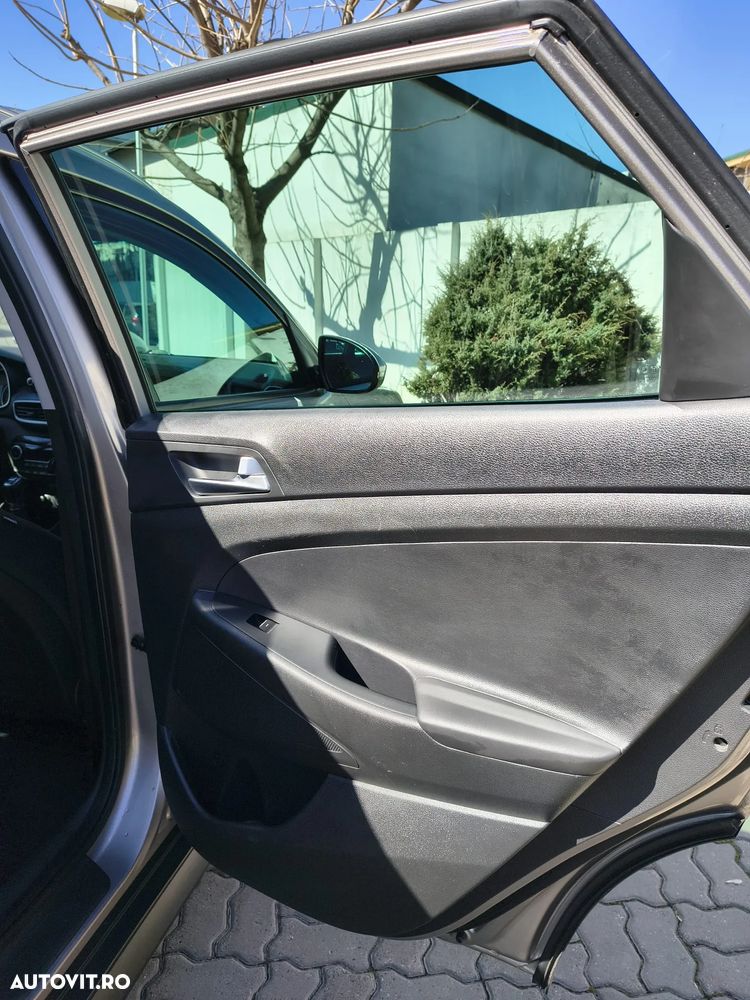 Hyundai Tucson 1.6 T-GDi 4WD 6MT Style - 14