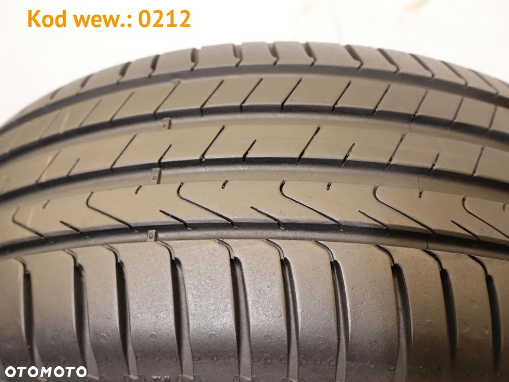Pirelli Cinturato P7 TM - 215/55 R17 - 8