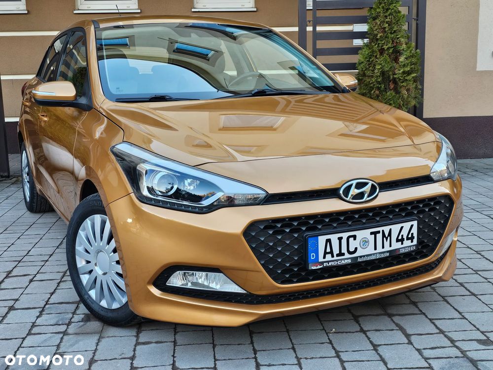 Hyundai i20 1.2 YES Gold - 2