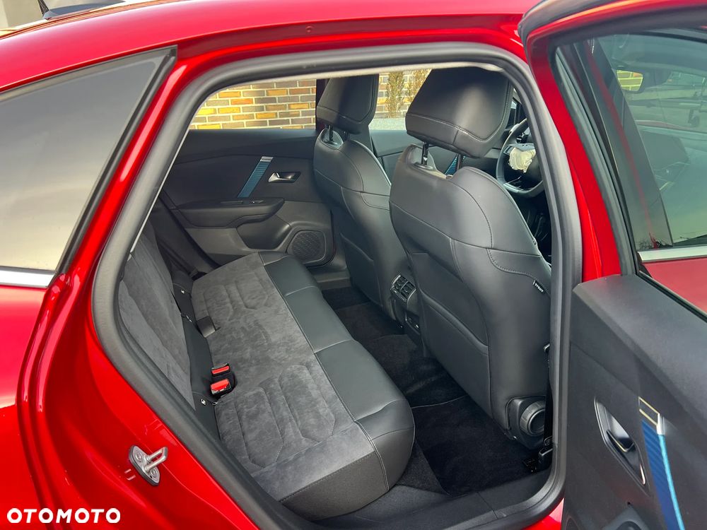 Citroën C4X ë-SERIES - 11