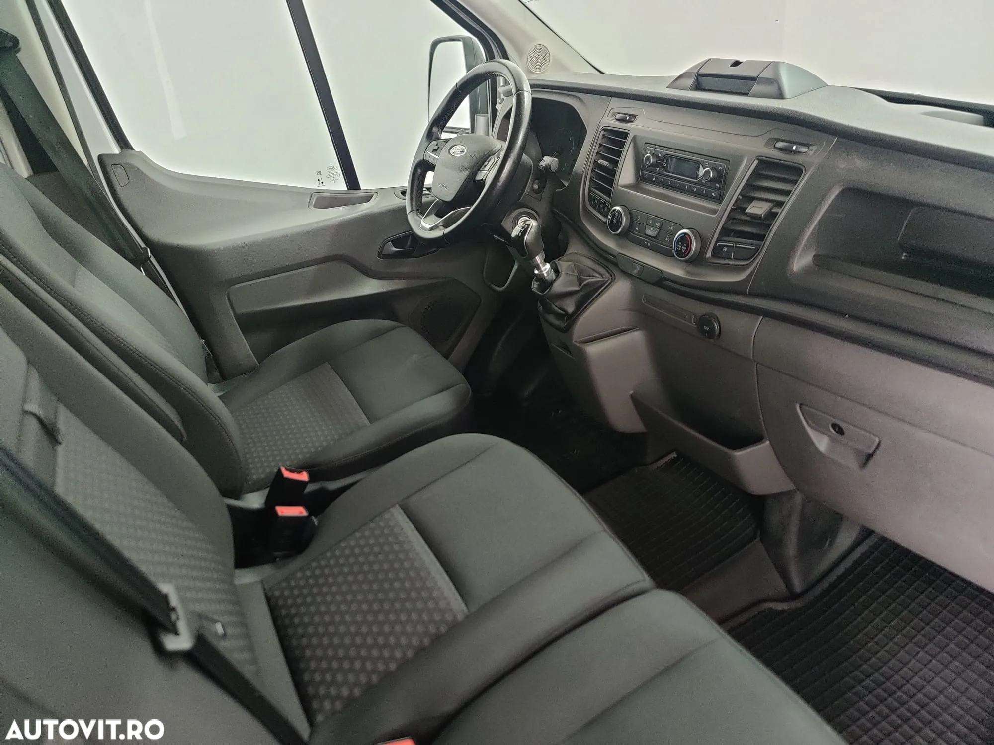 Ford Transit 350 2.0 EcoBlue 130 CP L4 DCIV RWD Trend - 12