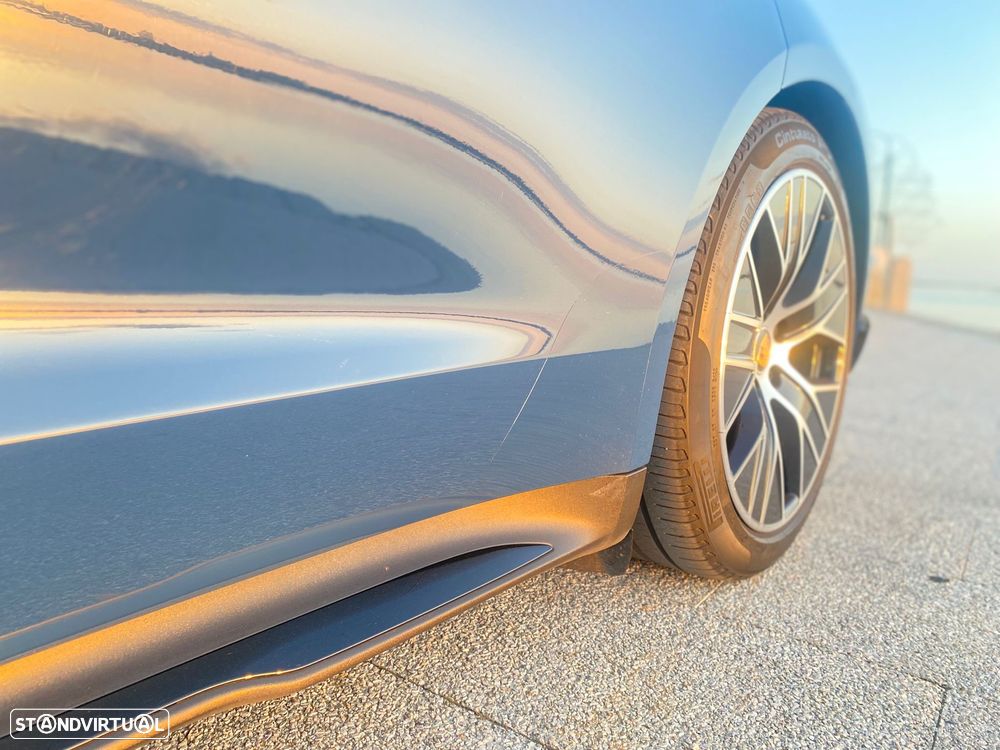 Porsche Taycan Standard - 9