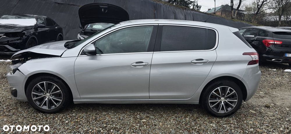 Peugeot 308 BlueHDi FAP 120 Stop & Start Allure - 11