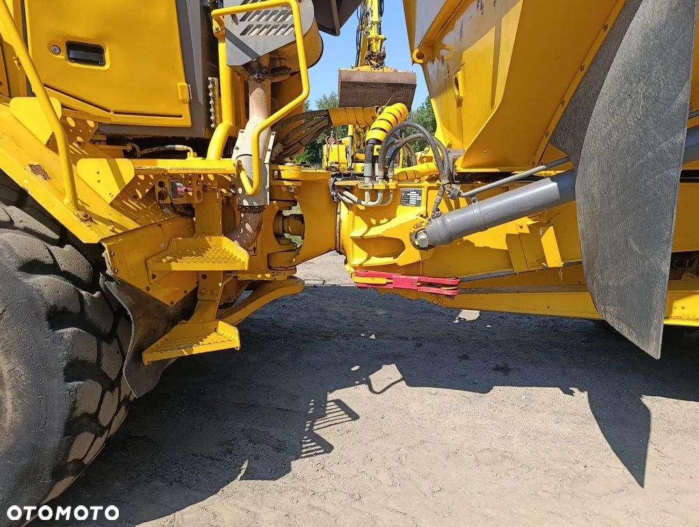 Volvo A 30D - 16