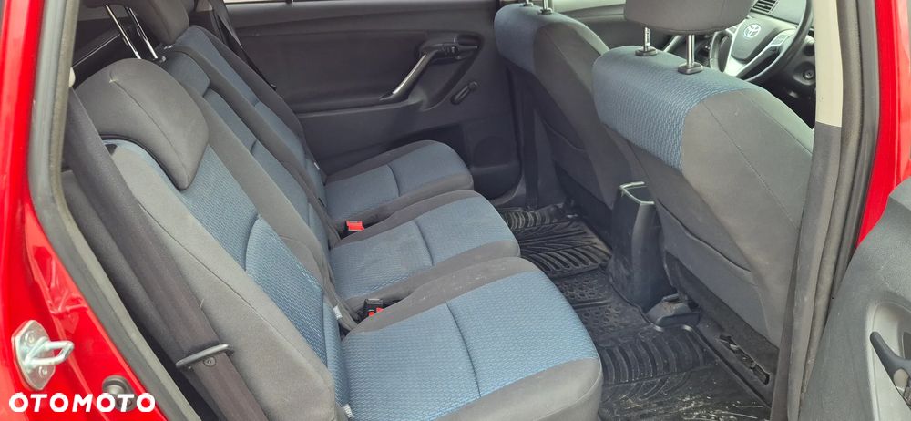 Toyota Verso 1.6 5-Sitzer - 16