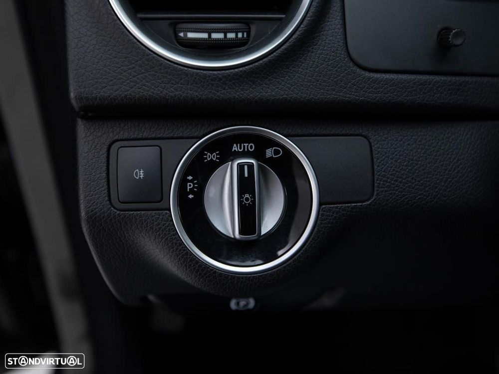 Mercedes-Benz C 220 - 13