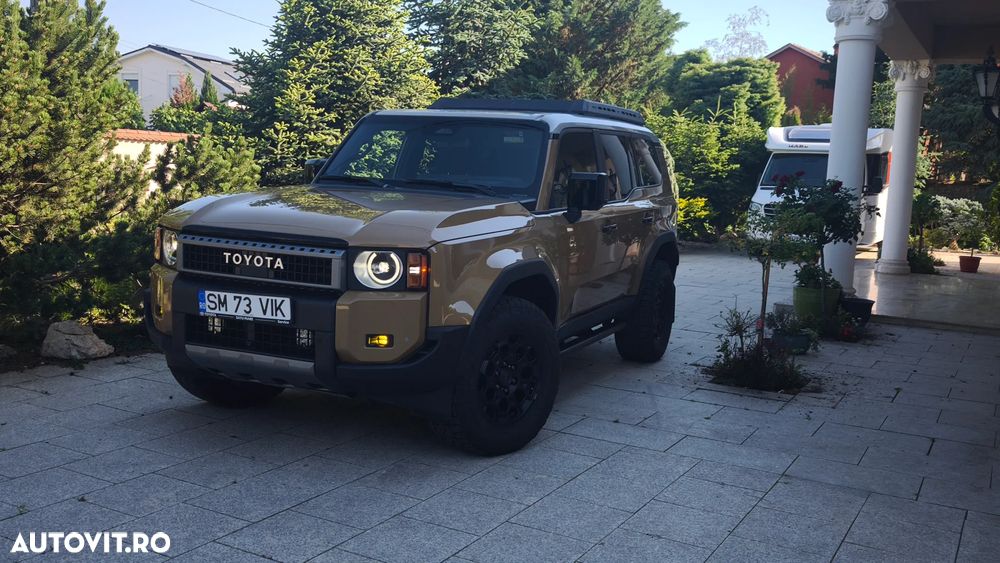Toyota Land Cruiser 300 - 1