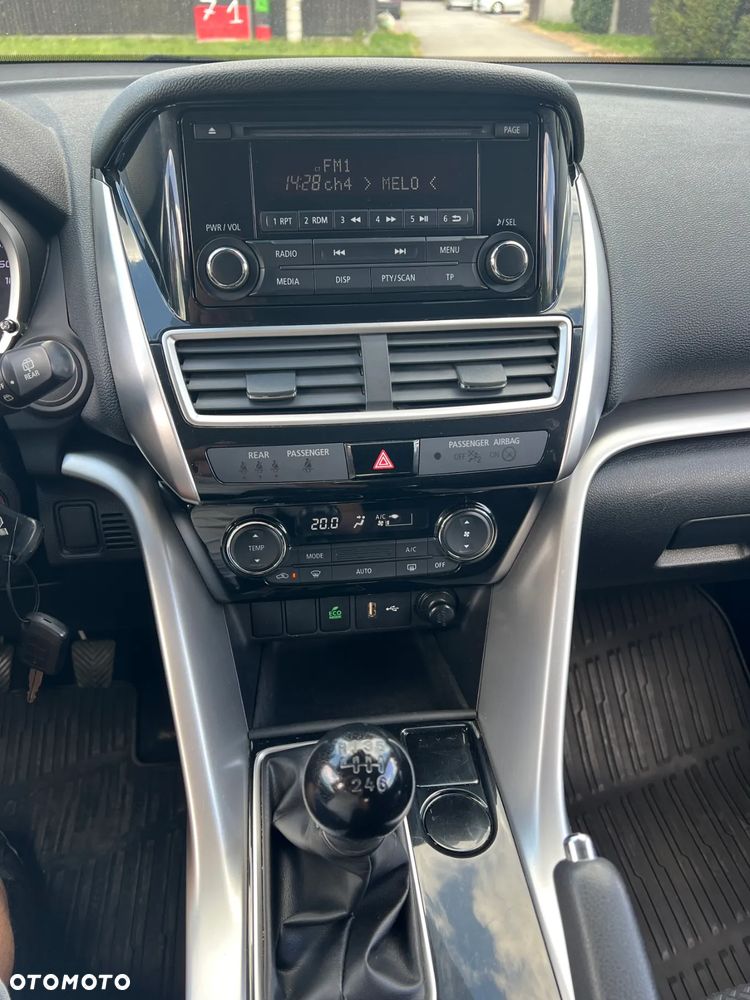 Mitsubishi Eclipse Cross 1.5 T GPF Inform - 12