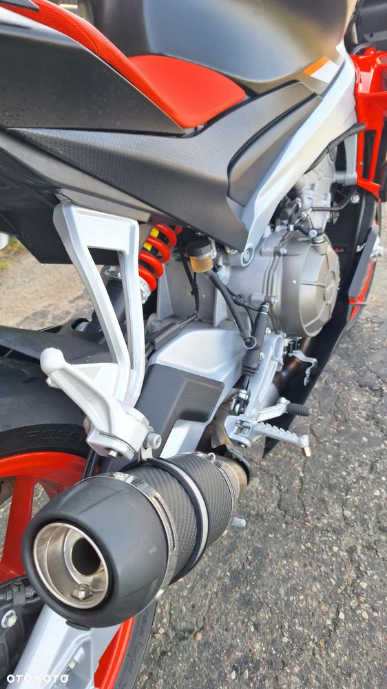 Aprilia Tuono - 25