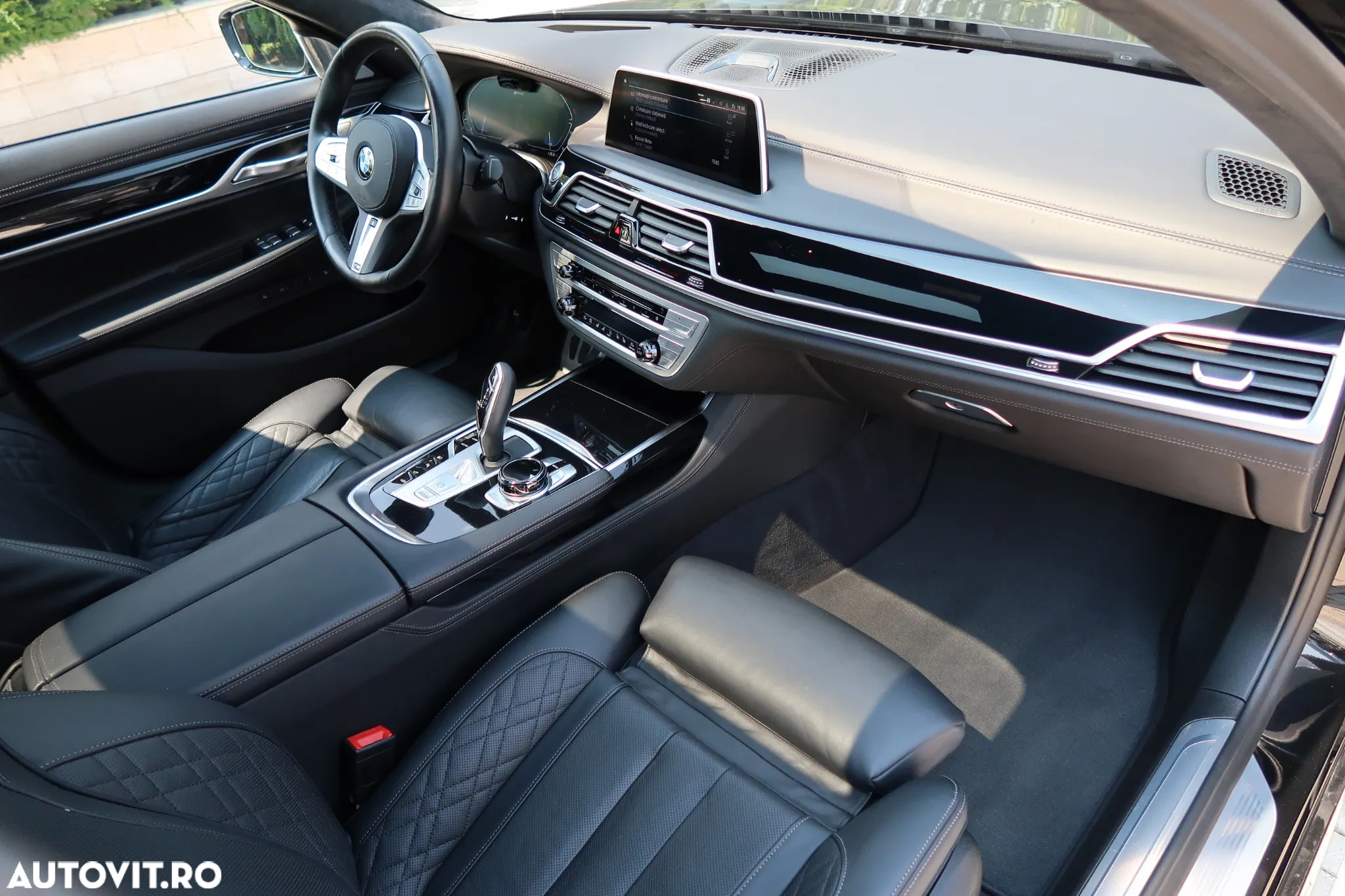 BMW Seria 7 745Le AT PHEV - 12