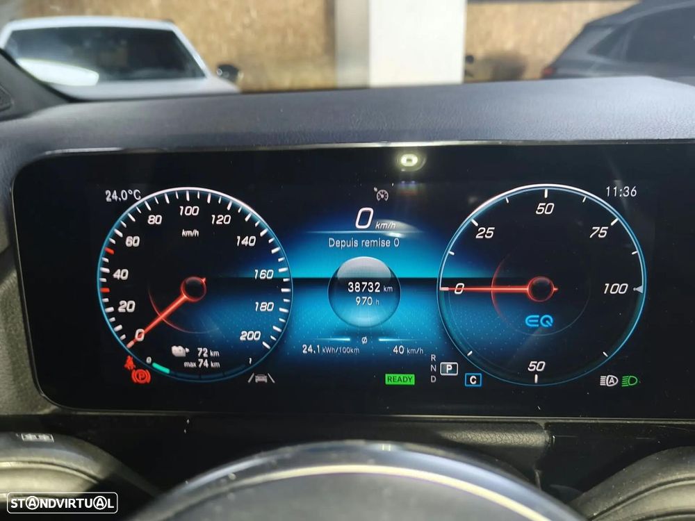 Mercedes-Benz EQA 250 Progressive - 25
