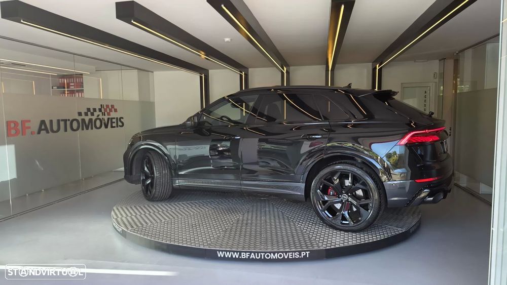 Audi RS Q8 4.0 TFSI quattro Tiptronic - 16