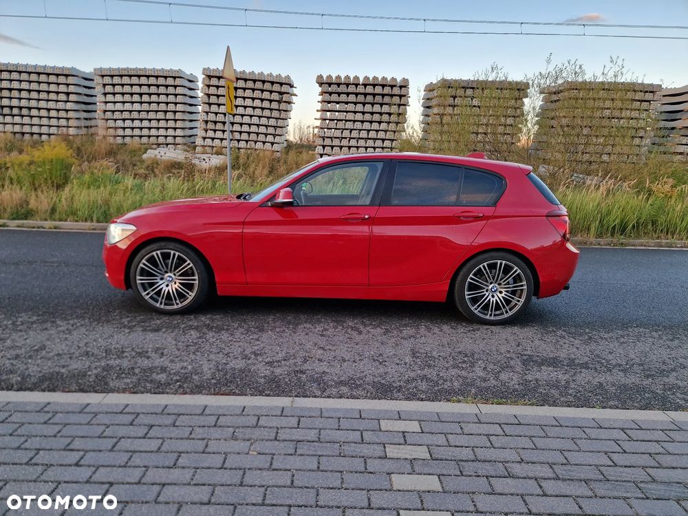 BMW Seria 1 120d Sport Line - 9