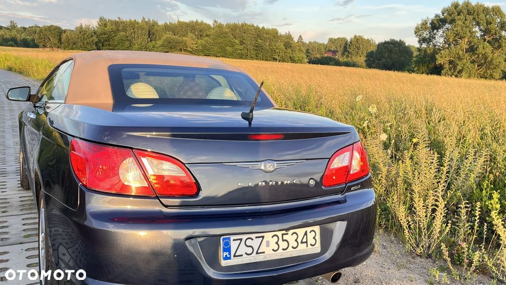 Chrysler Sebring - 10