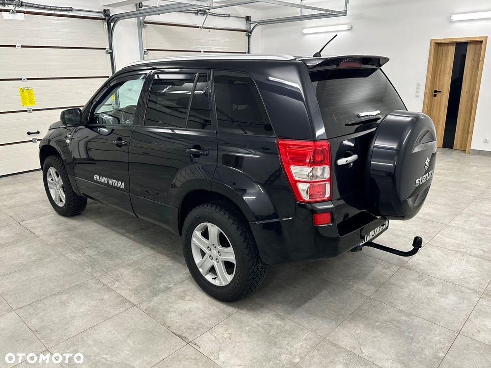 Suzuki Grand Vitara - 2