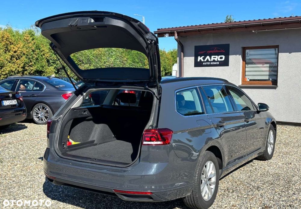 Volkswagen Passat - 24