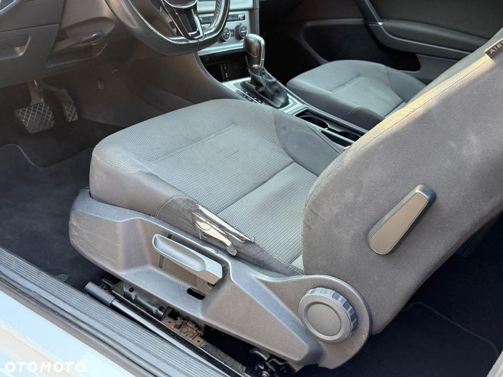 Volkswagen Golf - 5