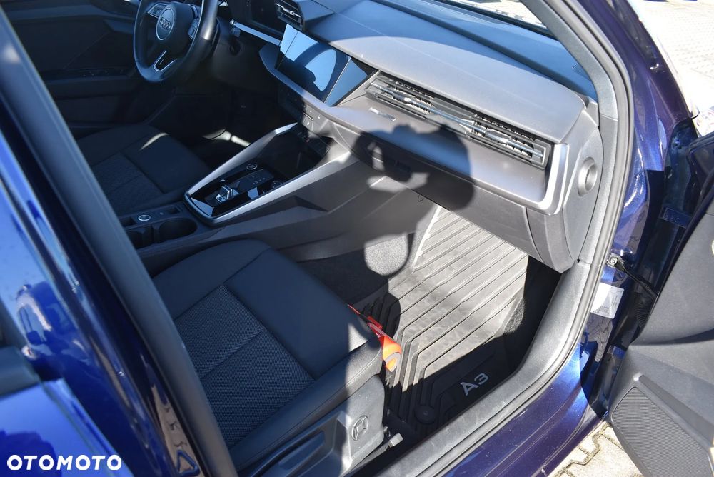 Audi A3 Sportback 30 TDI S tronic - 17