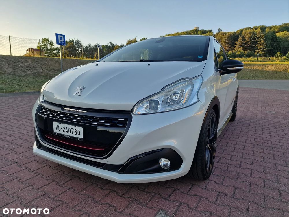Peugeot 208 THP STOP & START GTi by Sport - 14