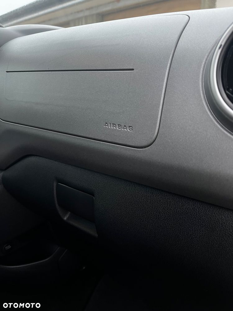 Citroën Berlingo Multispace BlueHDi 120 S&S SHINE - 18