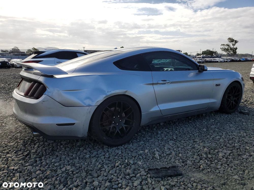 Ford Mustang 5.0 Ti-VCT V8 GT - 4