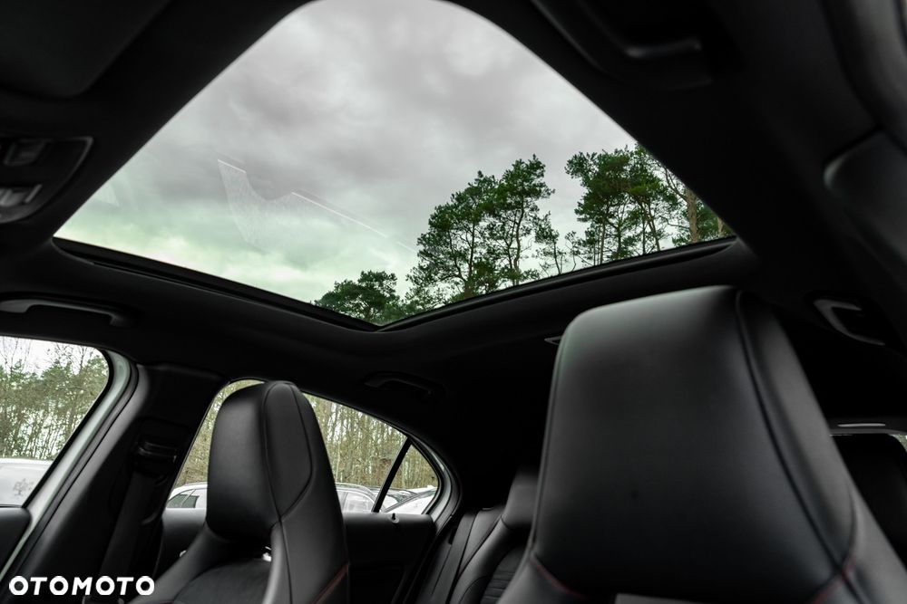 Mercedes-Benz Klasa A 250 4Matic 7G-DCT AMG Line - 40