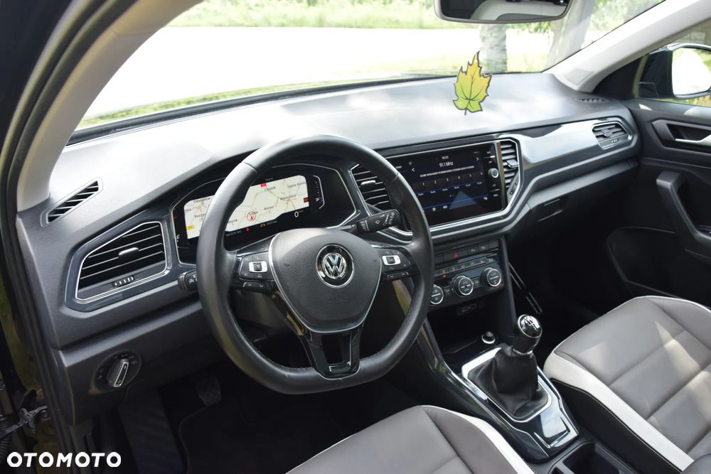 Volkswagen T-Roc 1.5 TSI ACT Premium - 22