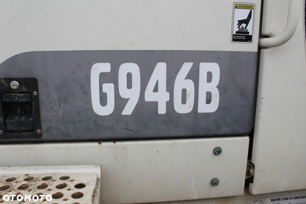 Volvo Równiarka G 946 B - 13