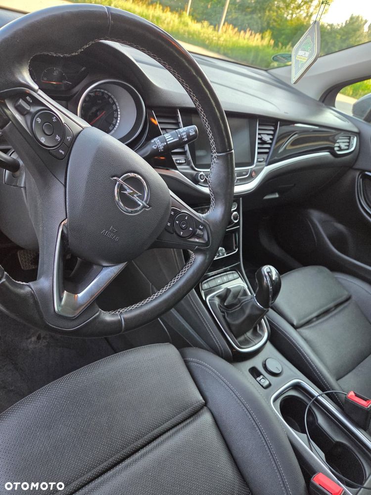 Opel Astra - 2