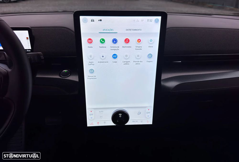 Ford Mustang Mach-E AWD GT - 25