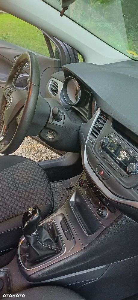 Opel Astra 1.4 Essentia - 13