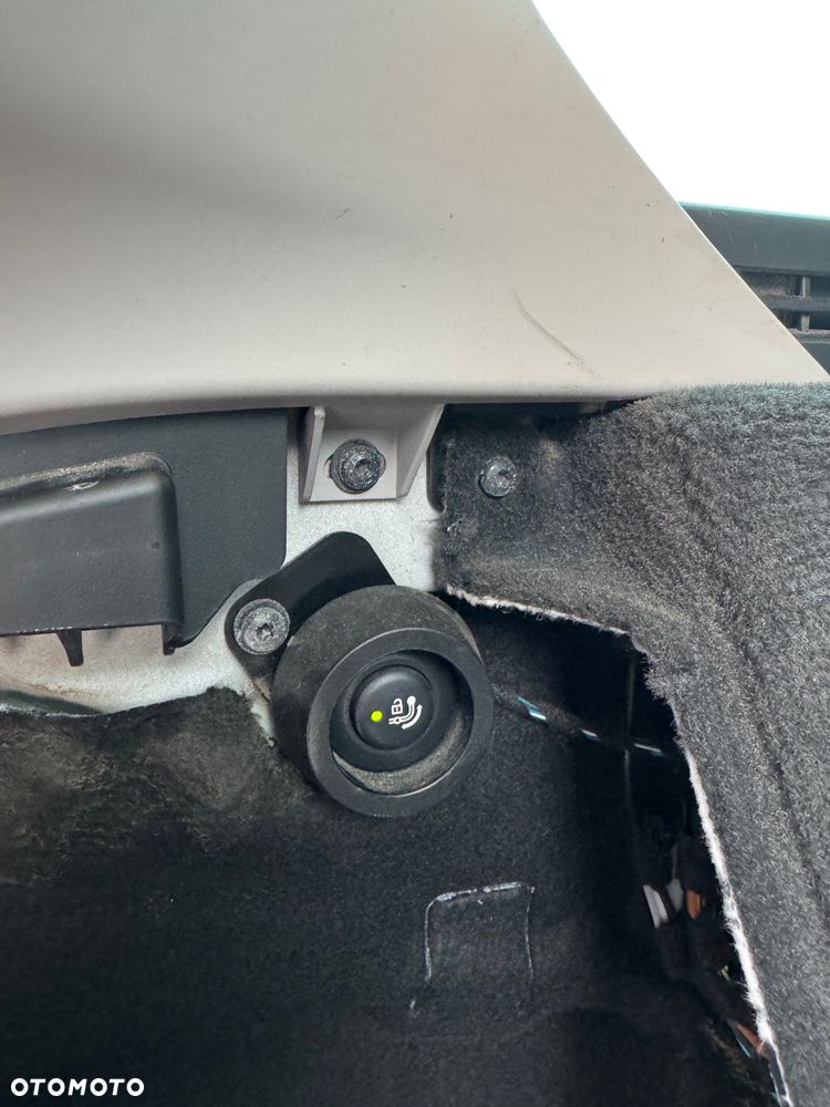 BMW Seria 3 320d - 10