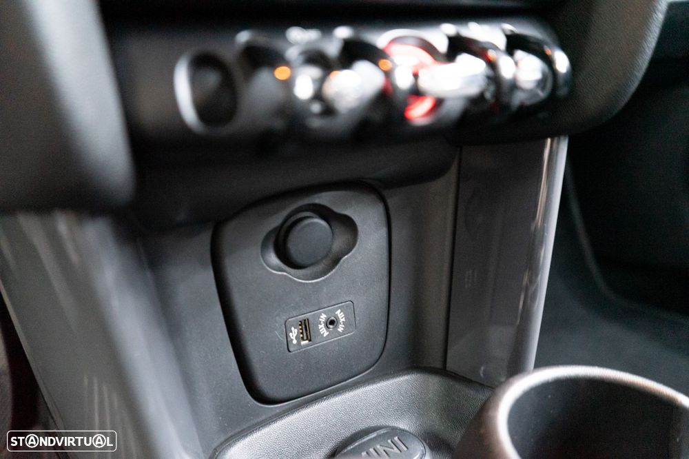 MINI 3 Portas Cooper D - 30