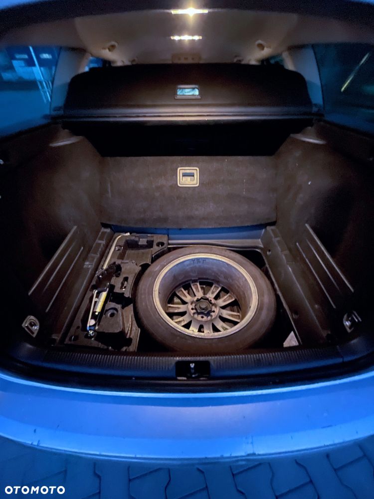 Volkswagen Passat 2.0 TSI Highline - 24