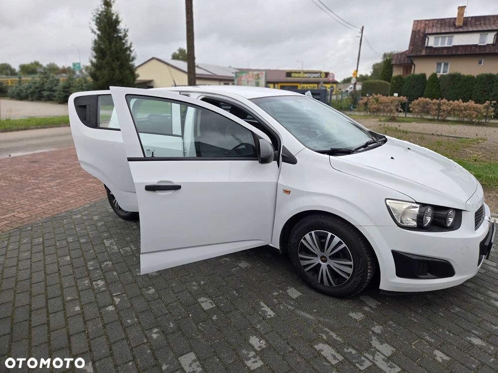 Chevrolet Aveo 1.2 LS - 6