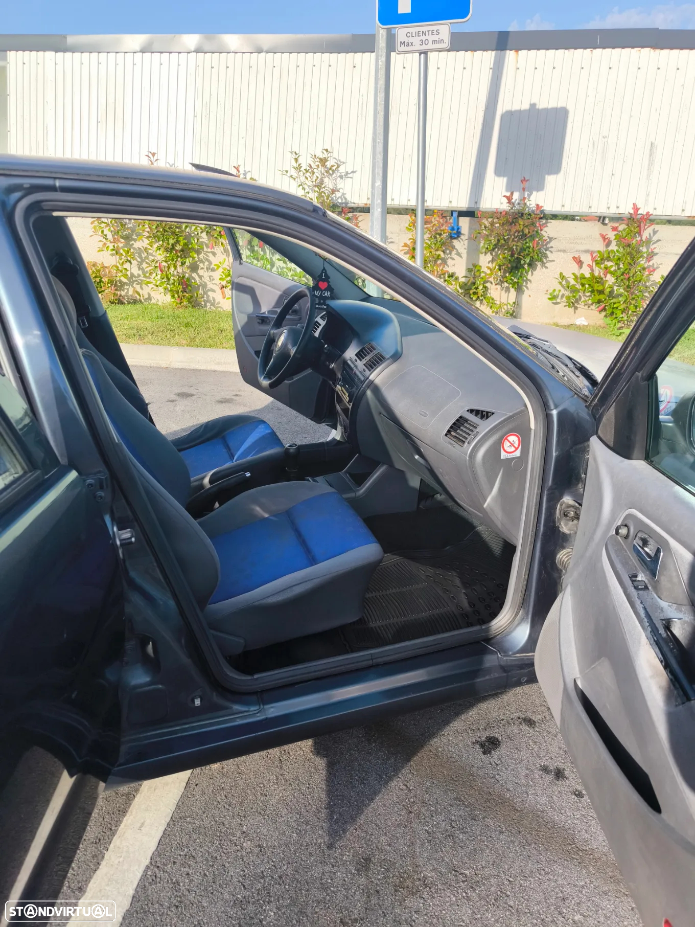 SEAT Ibiza 1.0 Passion - 12