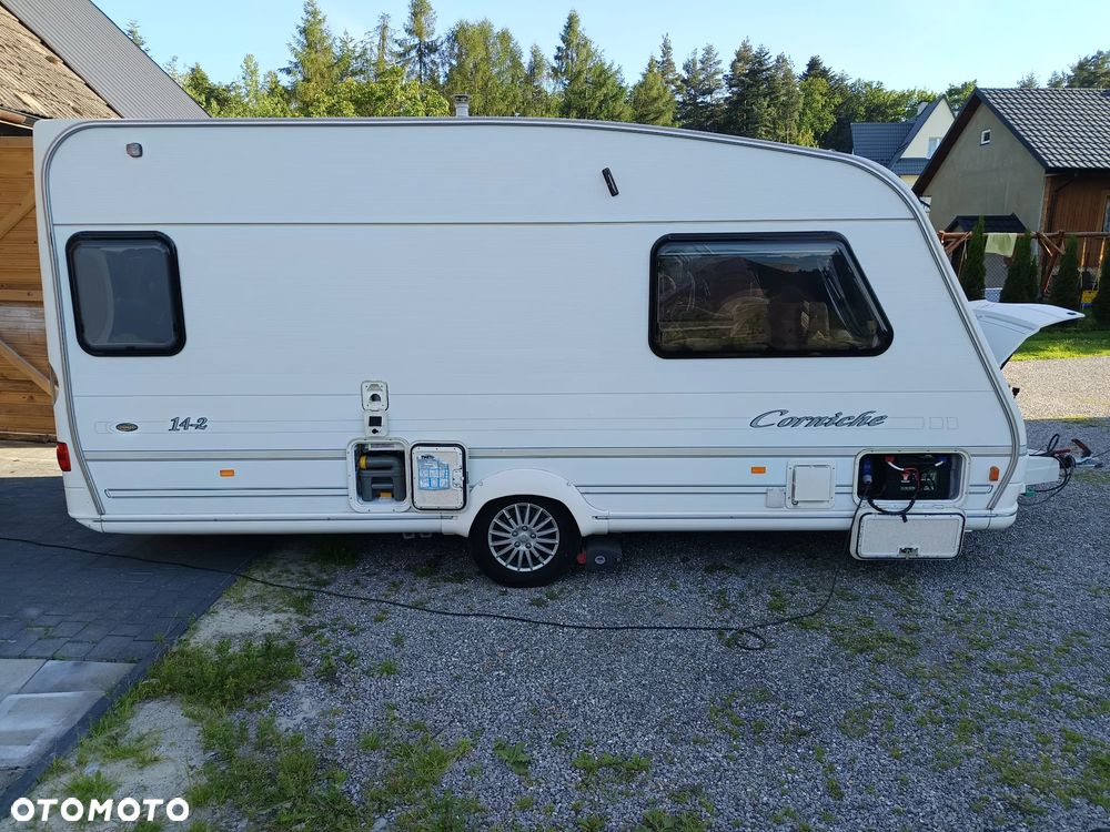 SWIFT Corniche - 25