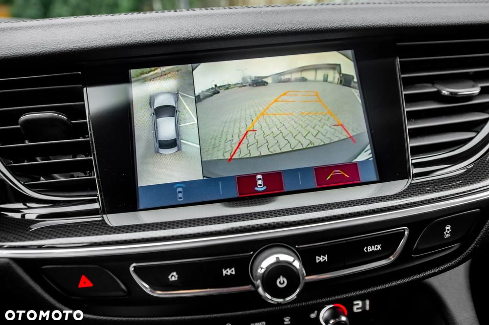 Opel Insignia 2.0 T 4x4 GSi S&S - 27