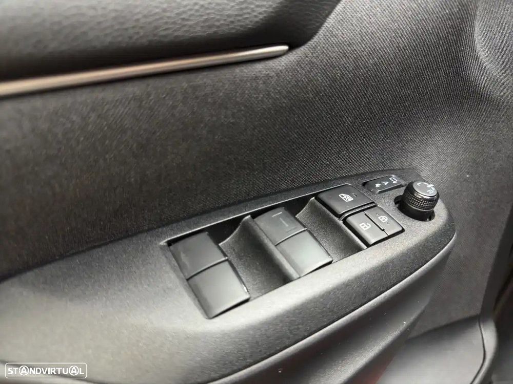 Mazda 2 1.5 L Hybrid VVT-i Homura - 18