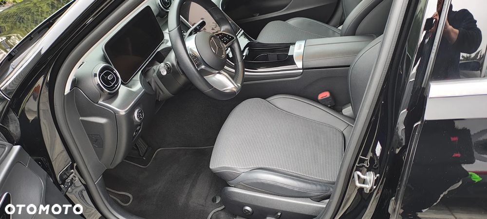 Mercedes-Benz Klasa C 180 9G-TRONIC Avantgarde Advanced - 27