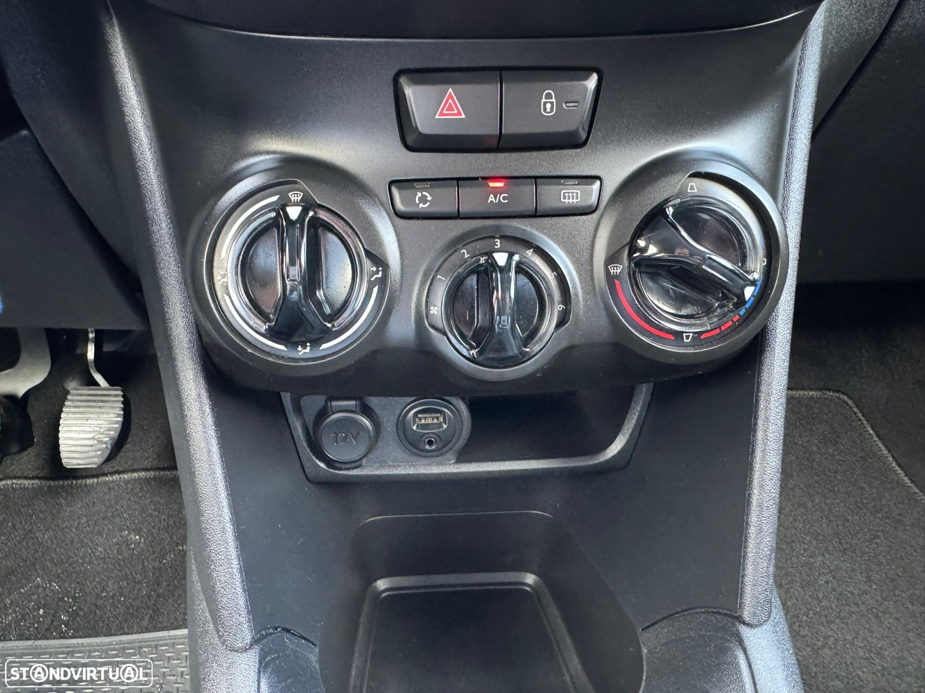 Peugeot 208 1.4 HDi Active - 21