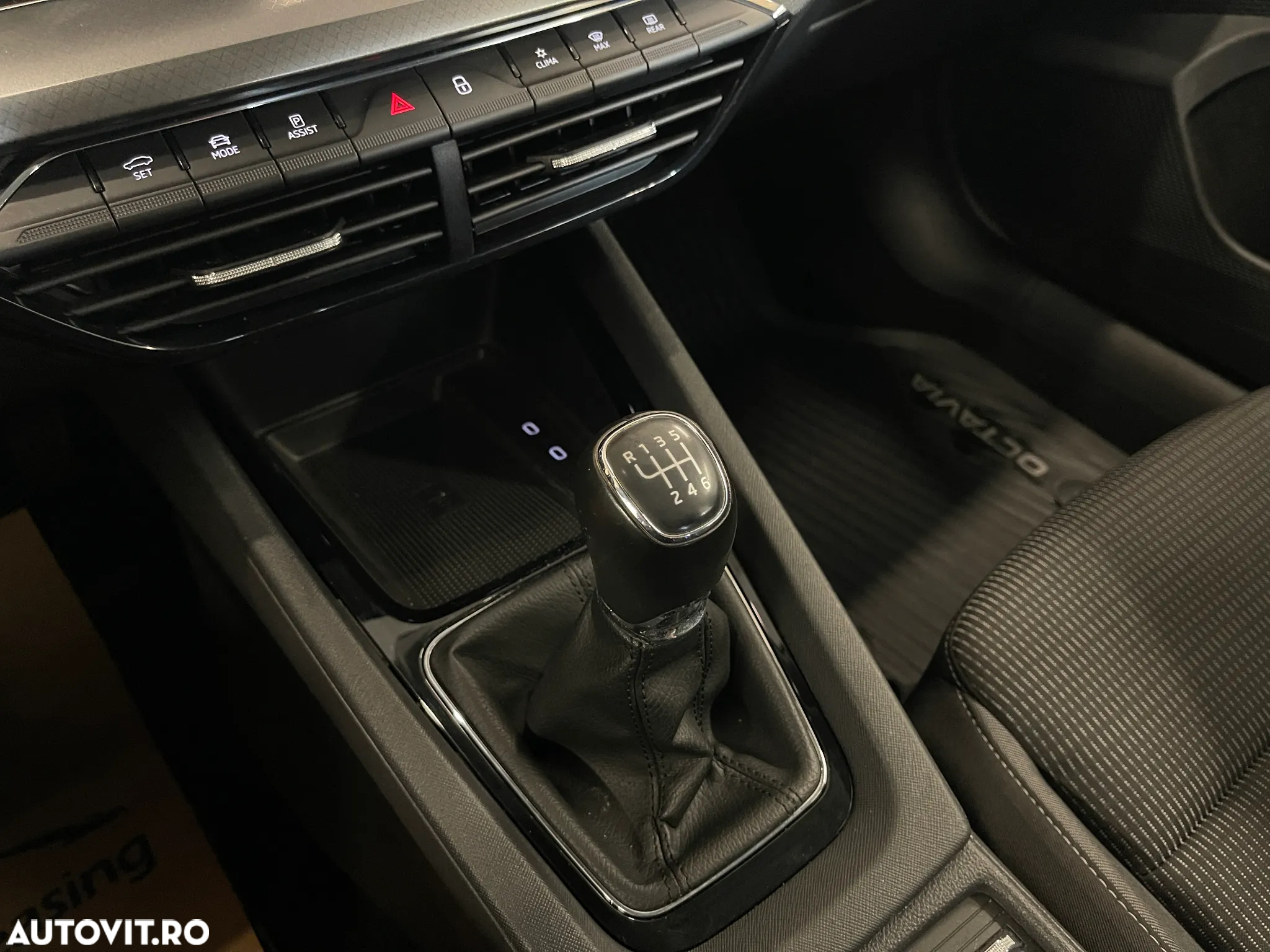 Skoda Octavia 2.0 TDI Ambition - 22