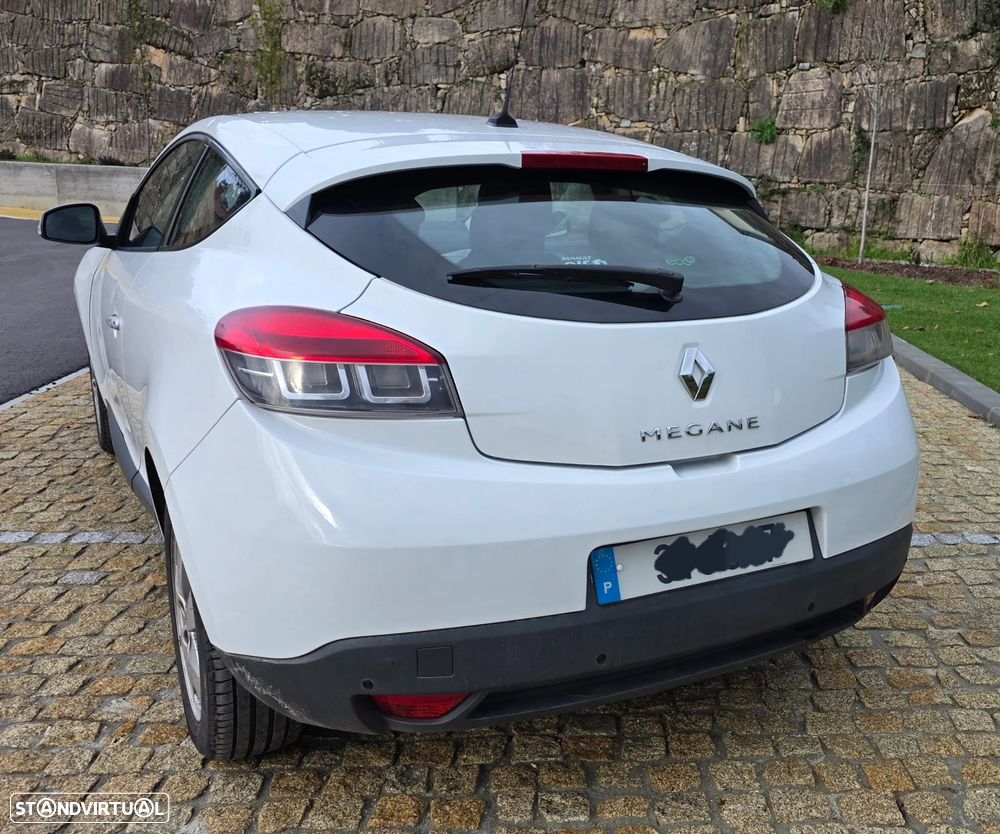 Renault Mégane Coupe 1.5 dCi Dynamique - 4