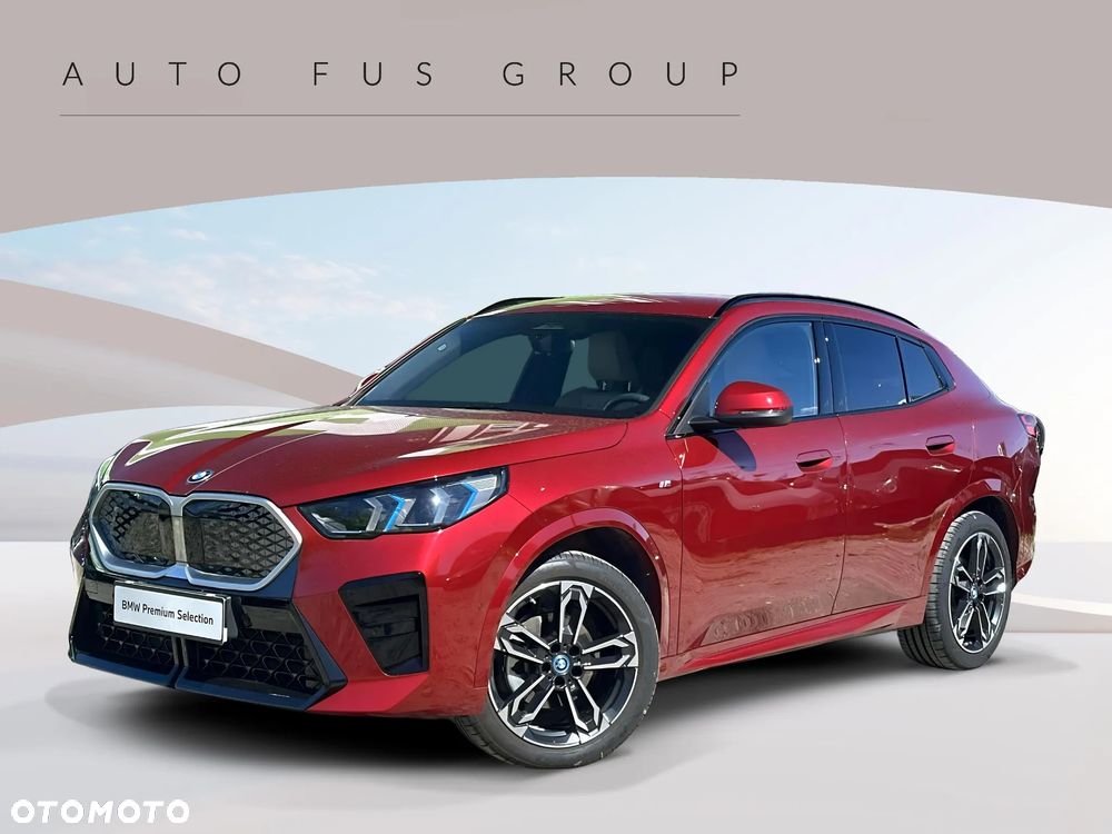 BMW iX2 eDrive20 66.5kWh M Sport - 2