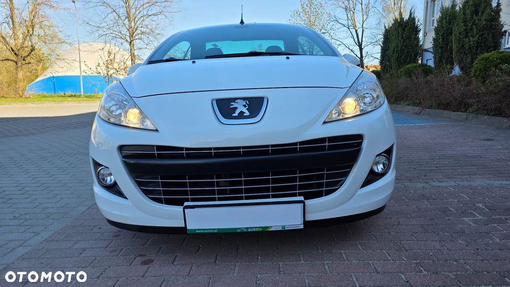 Peugeot 207 - 12
