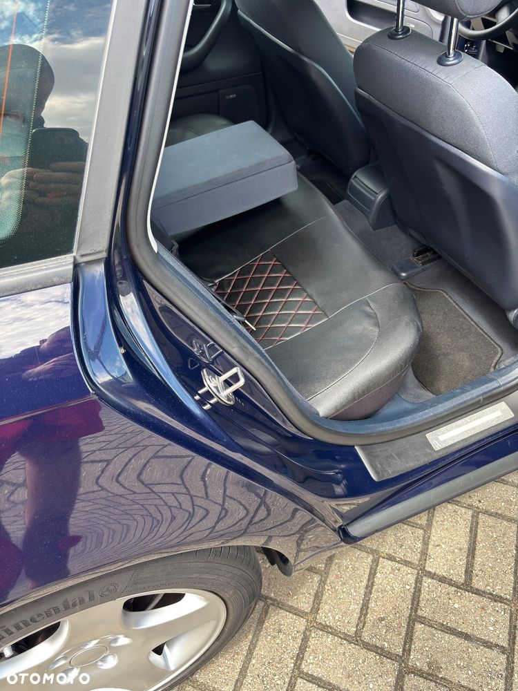 Audi A4 Avant 2.5 TDI - 27