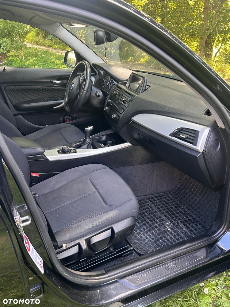 BMW Seria 1 116d - 8