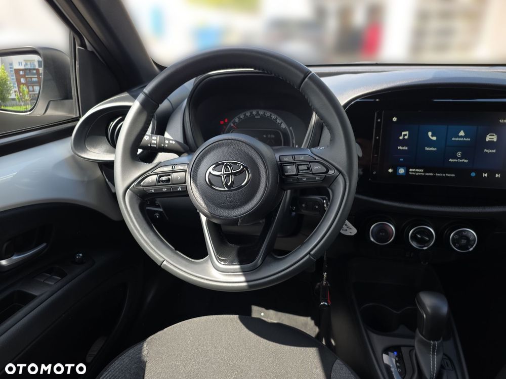 Toyota Aygo X - 12