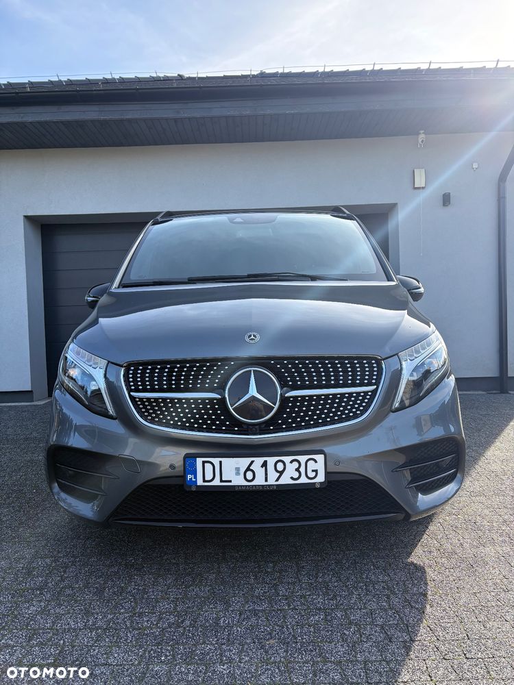 Mercedes-Benz Klasa V - 4