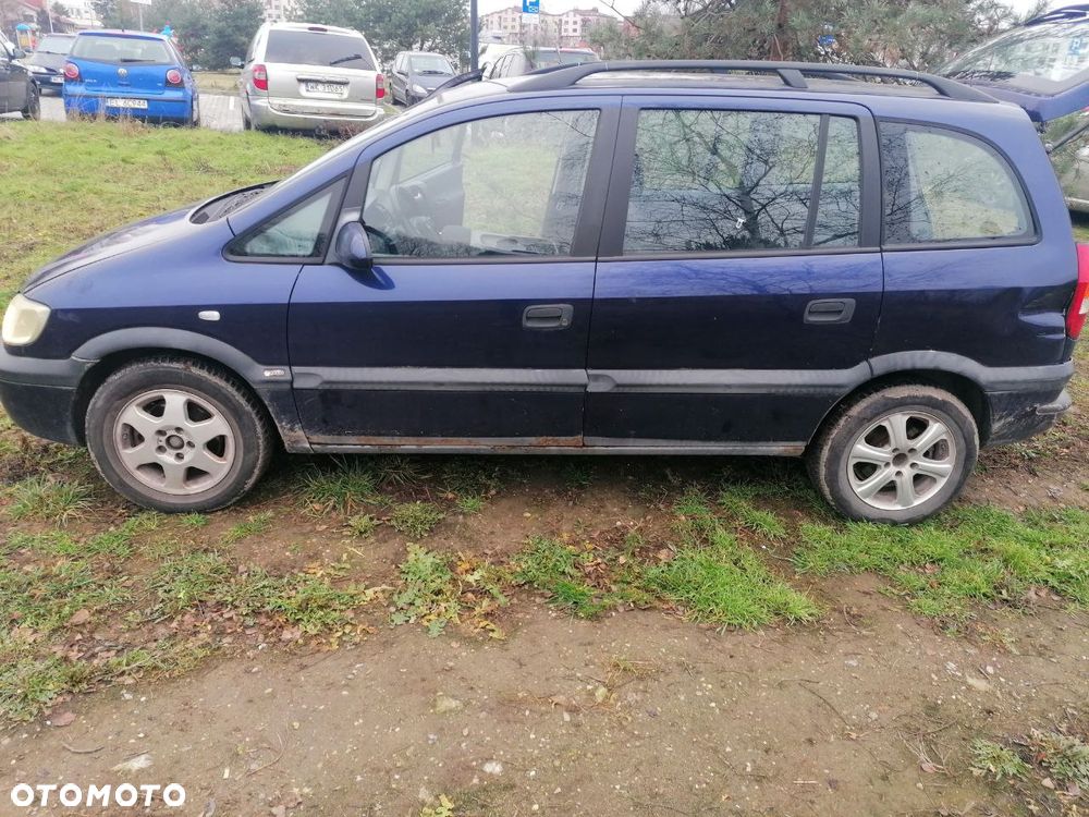 Opel Zafira 1.8 16V Elegance - 8
